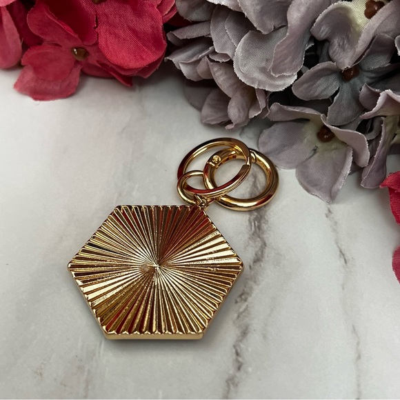 Gorgeous Golden Bumblebee and Leopard Hexagon Keychain Charm - Picture 9 of 16